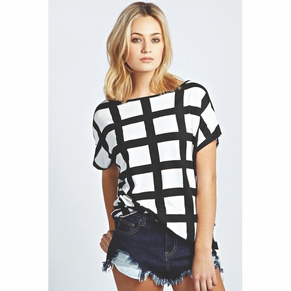 NWT Allie Grid Checkered Oversized Tee